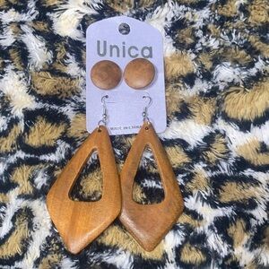 Unica Brown Wooden Chunky Matching Earrings Set
